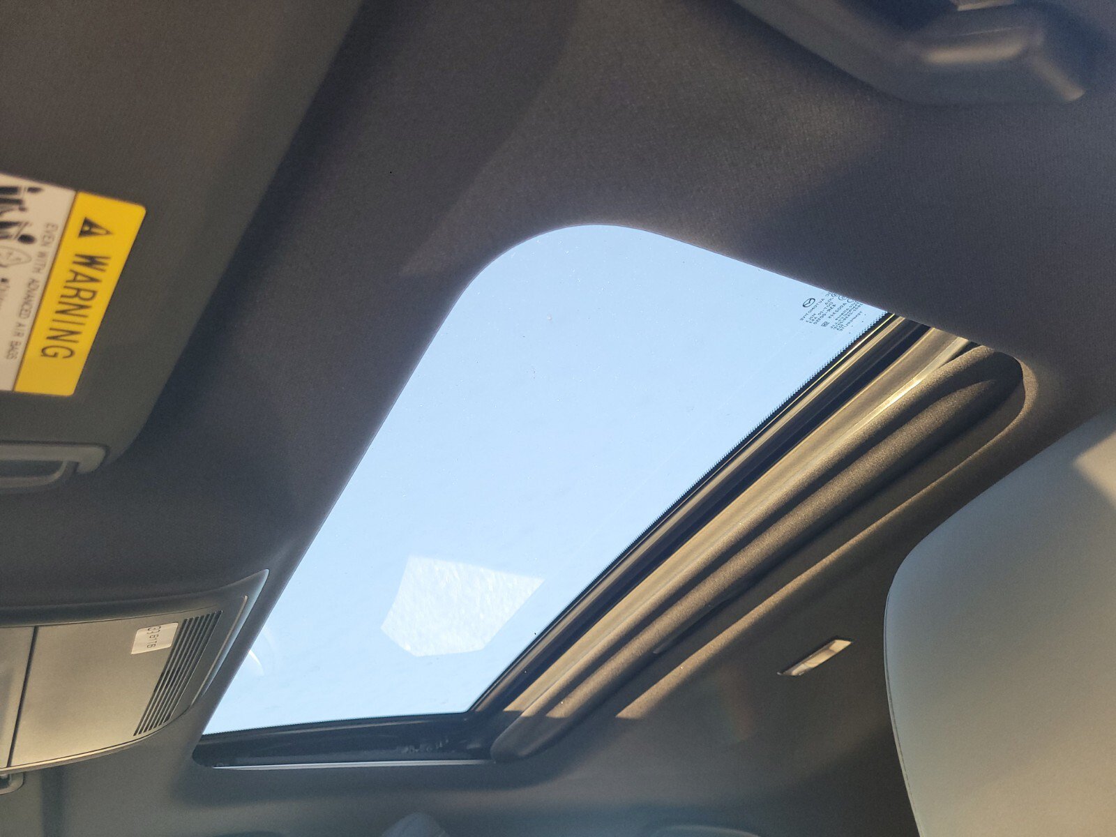 New 2026 MAZDA MAZDA3 2.5 S Hatchback w/ Premium Pkg FWD image 5