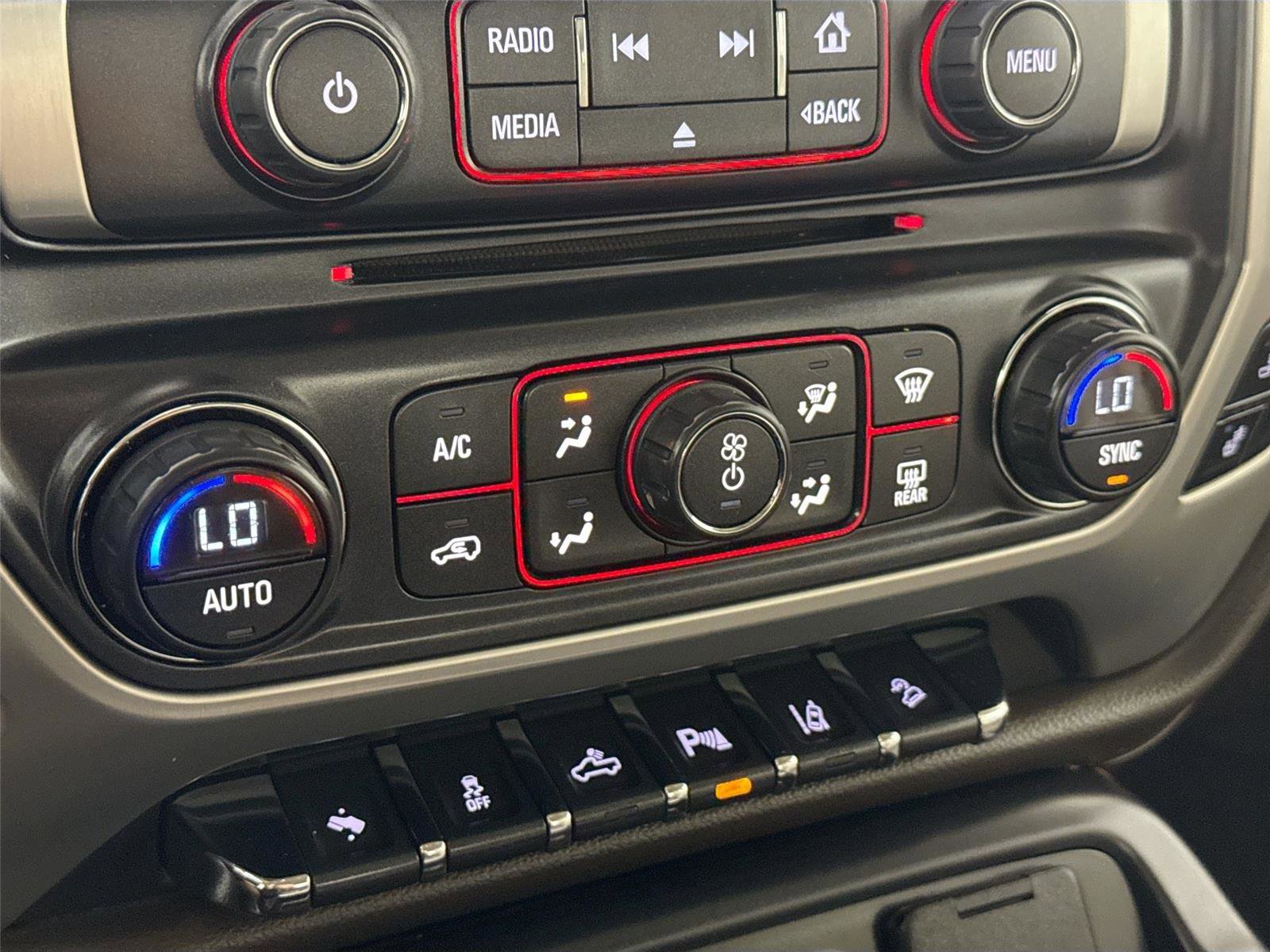 Used 2014 GMC Sierra 1500 SLT w/ SLT Crew Cab Value Package image 25