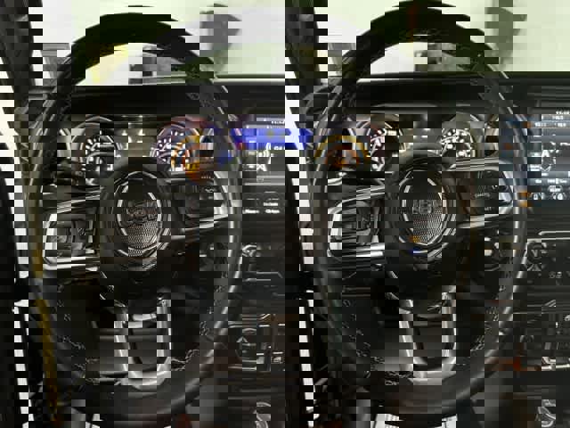 Used 2023 Jeep Gladiator Overland image 22