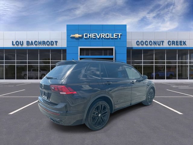 Used 2021 Volkswagen Atlas Cross Sport SE w/ Panoramic Sunroof Package FWD image 8