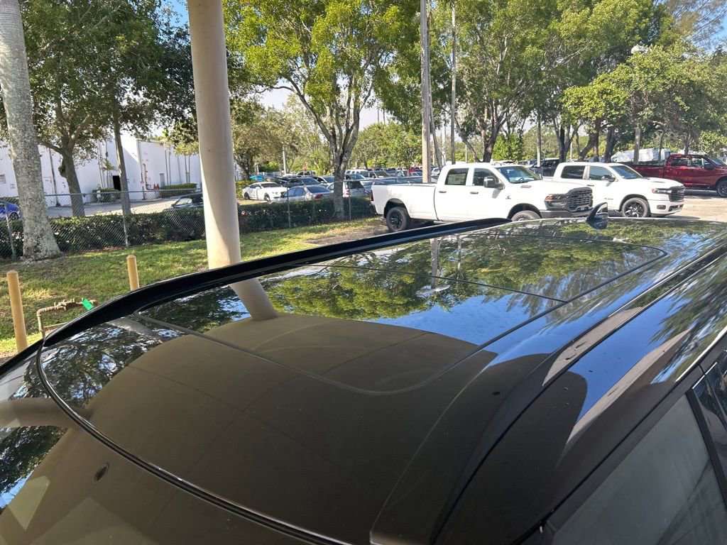 New 2025 Mitsubishi Outlander 4WD Plug-In Hybrid image 15