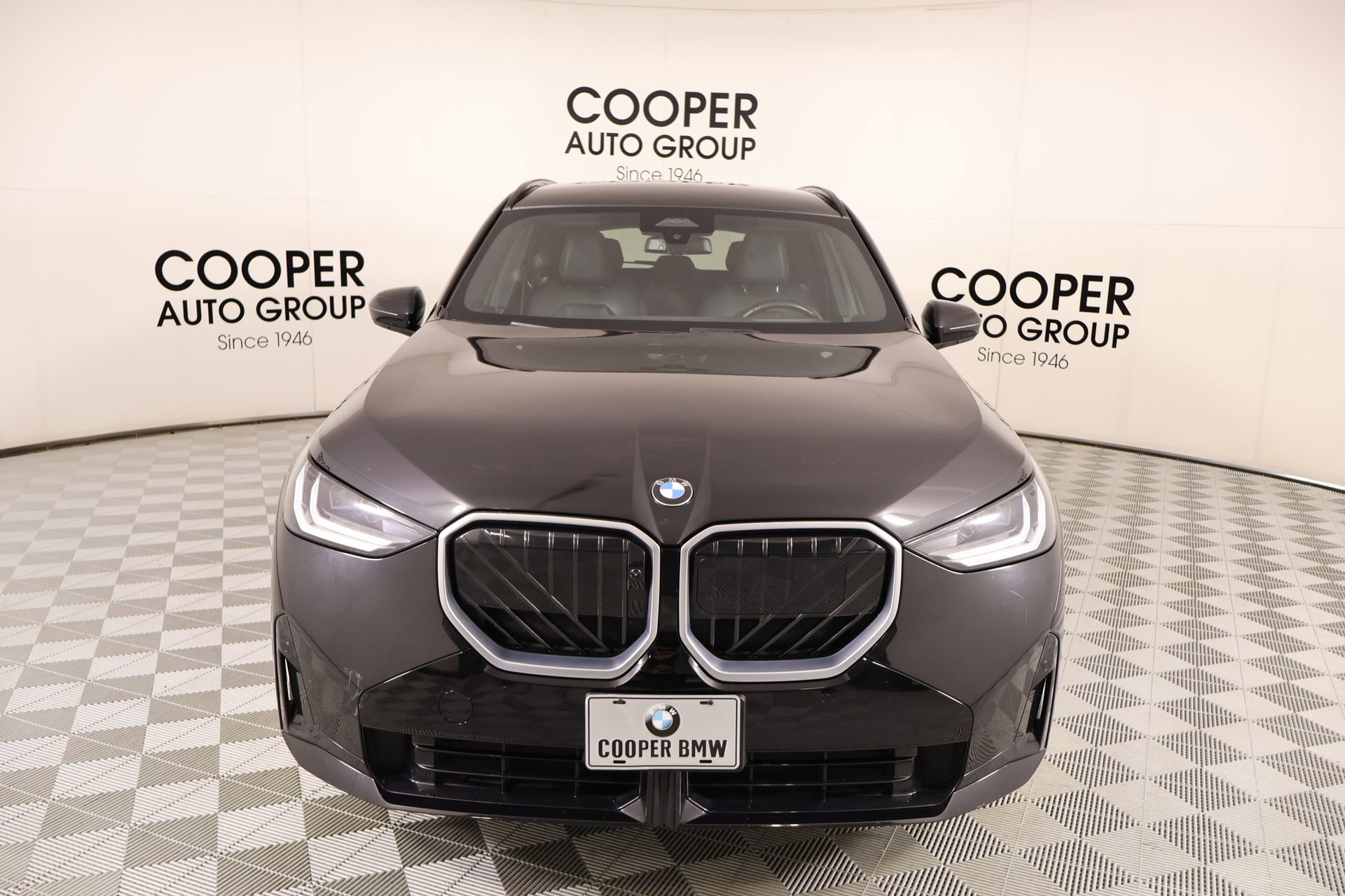 Used 2025 BMW X3 xDrive30i w/ Premium Package image 9