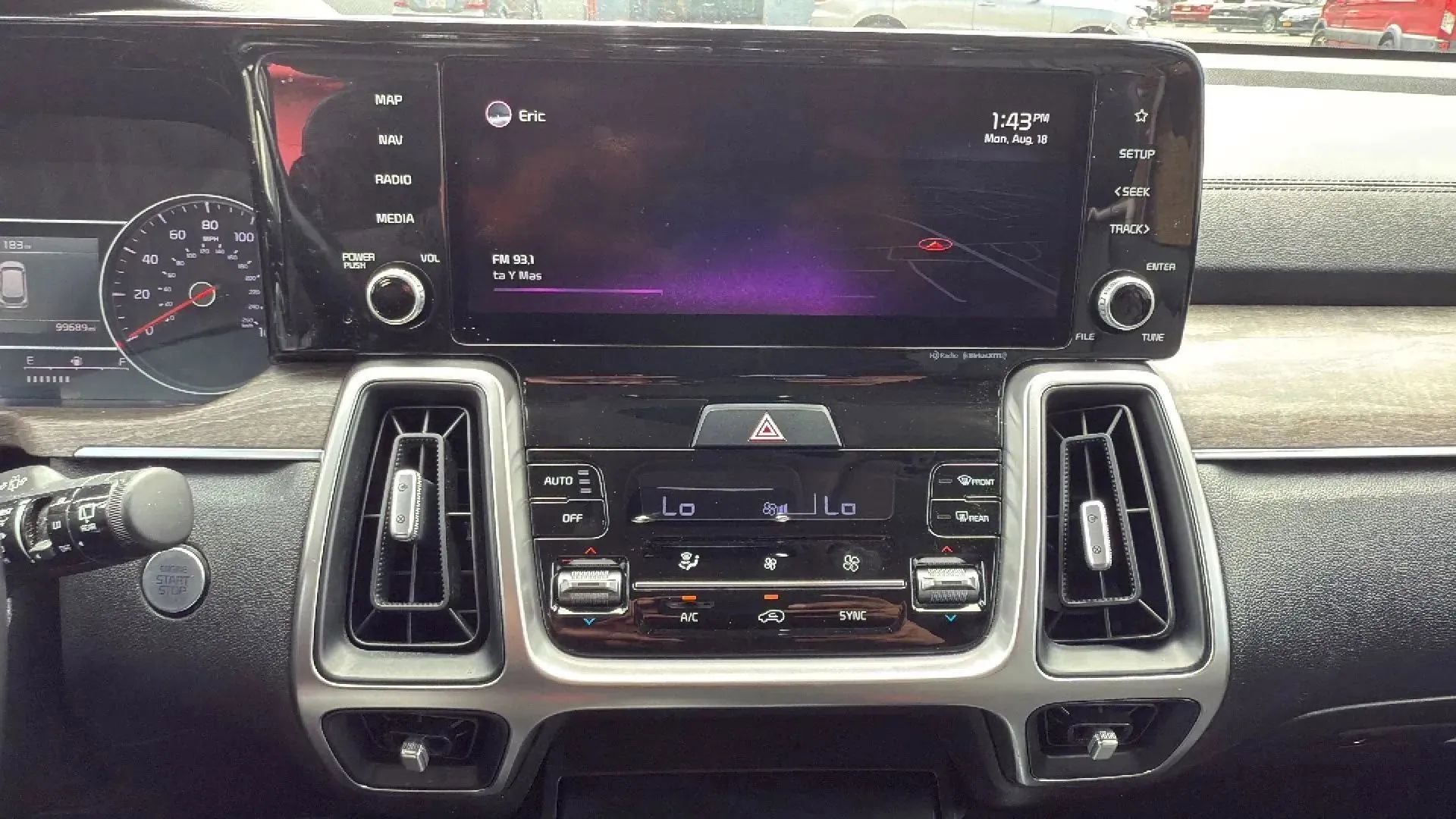 Used 2022 Kia Sorento S w/ Panoramic Sunroof Package image 18