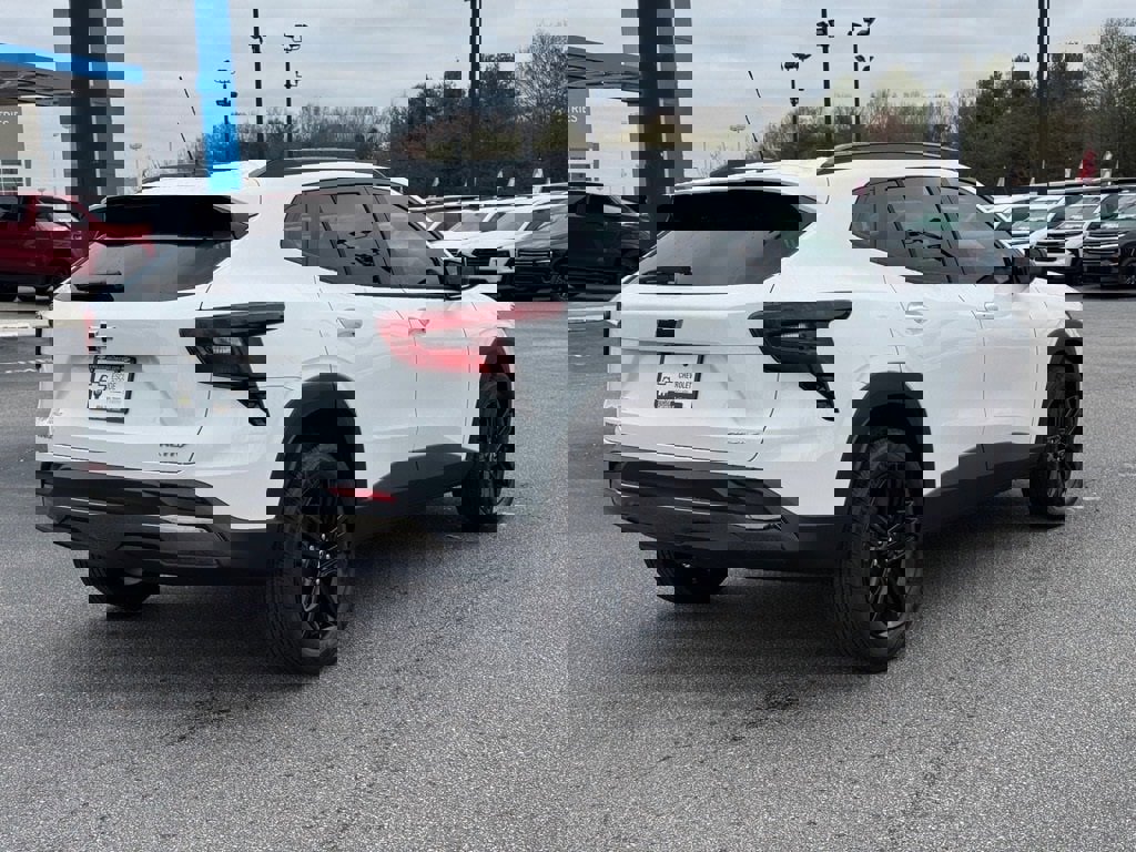 New 2026 Chevrolet Trax ACTIV image 3