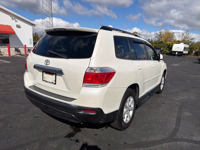 Used 2012 Toyota Highlander FWD w/ Tech Pkg image 6