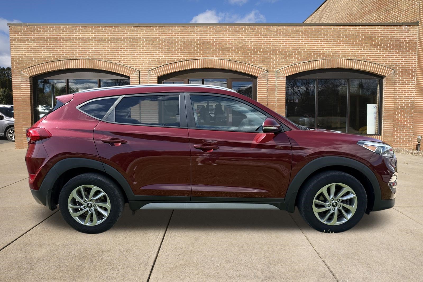 New 2026 Hyundai Tucson SEL AWD/4WD image 2
