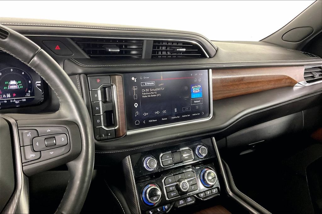 Used 2023 GMC Yukon Denali Ultimate AWD/4WD image 8