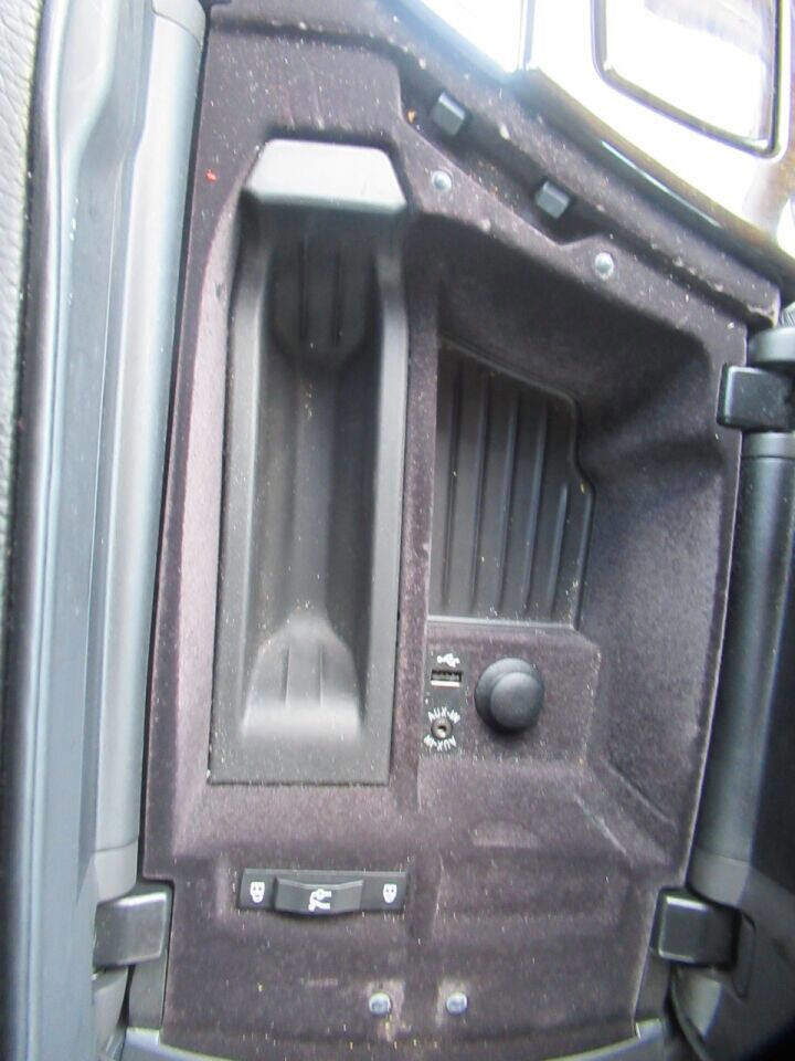 Used 2013 BMW 528i xDrive Sedan image 25