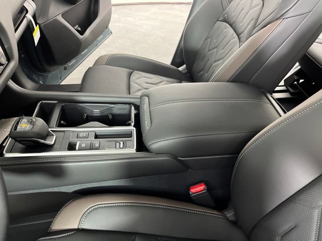 New 2026 Nissan Pathfinder Platinum FWD image 29