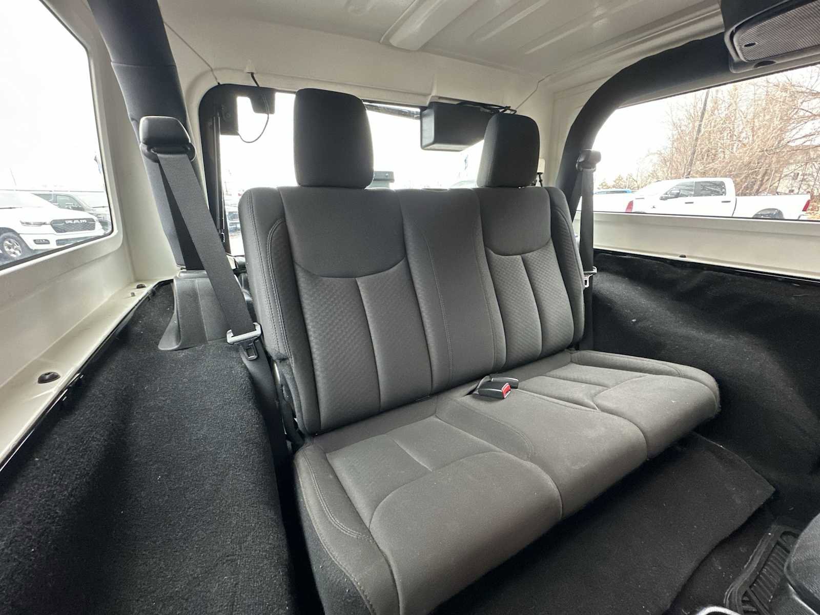 Used 2018 Jeep Wrangler Sport image 21