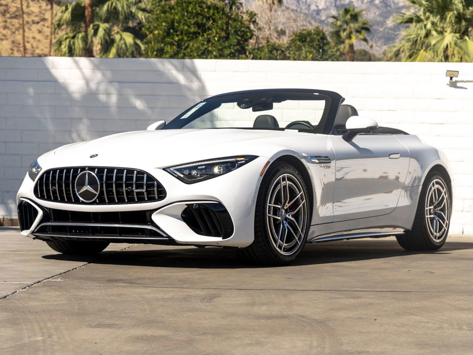Used 2024 Mercedes-Benz SL 55 AMG 4MATIC image 1