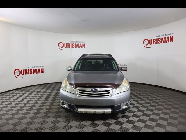 Used 2010 Subaru Outback 2.5i Limited image 11