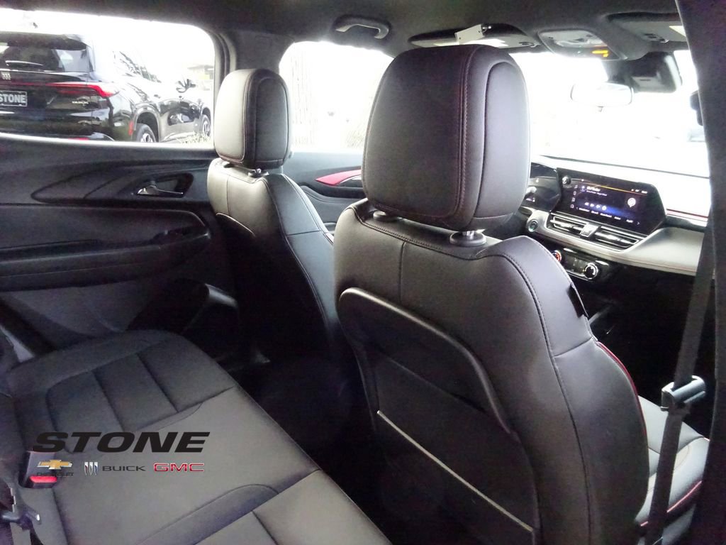 Used 2026 Chevrolet TrailBlazer RS w/ Driver Confidence Package image 21