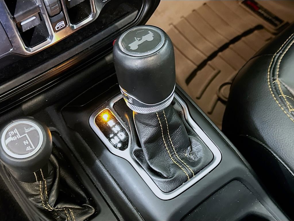 Used 2022 Jeep Wrangler Unlimited Sahara image 30