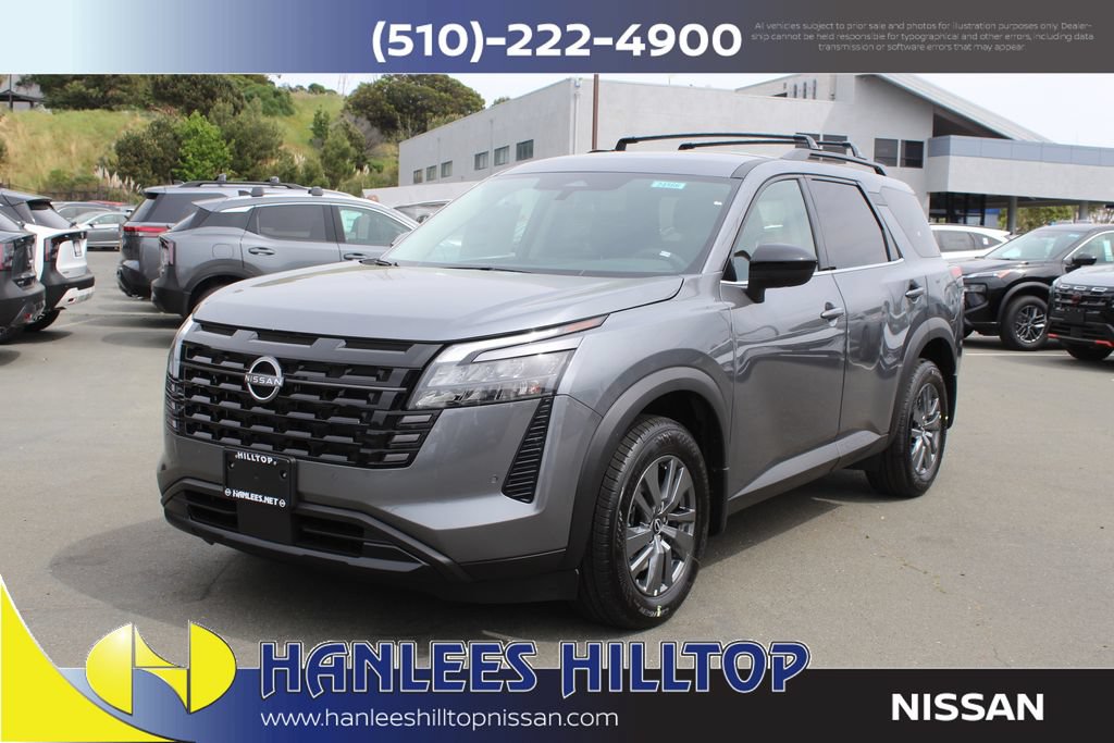 New 2026 Nissan Pathfinder SV w/ Cargo Package AWD/4WD image 3