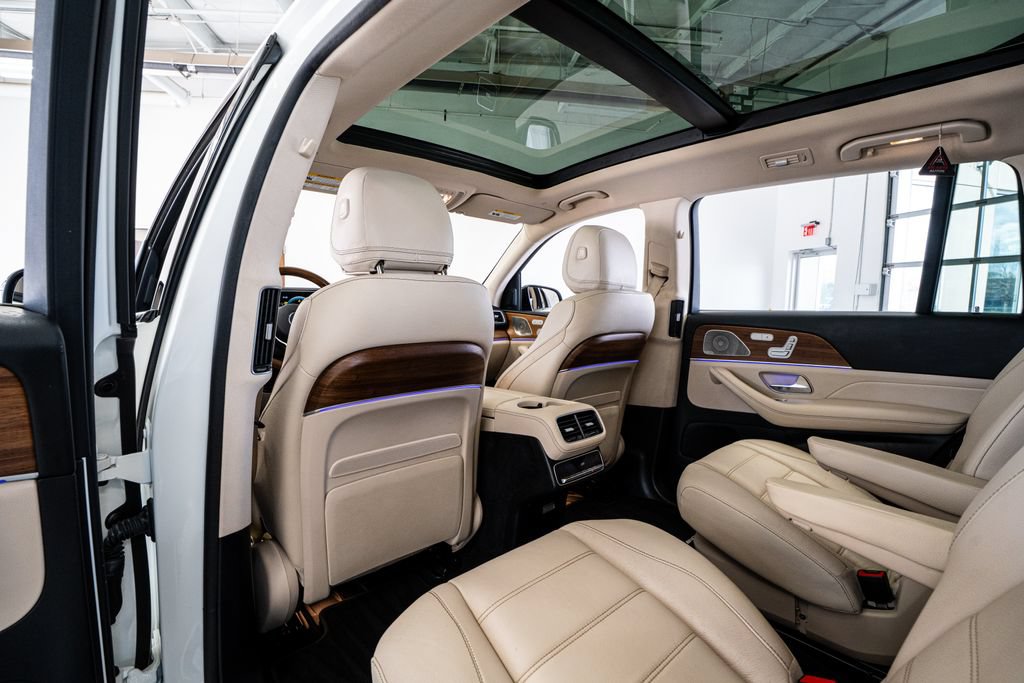 Used 2023 Mercedes-Benz GLS 580 4MATIC image 49