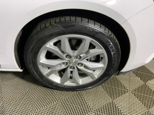 Used 2018 Chevrolet Impala LT FWD image 35