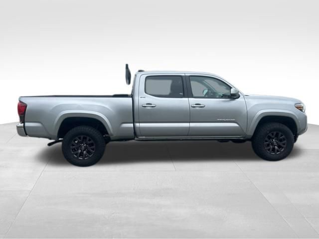 Used 2023 Toyota Tacoma SR5 AWD/4WD image 6