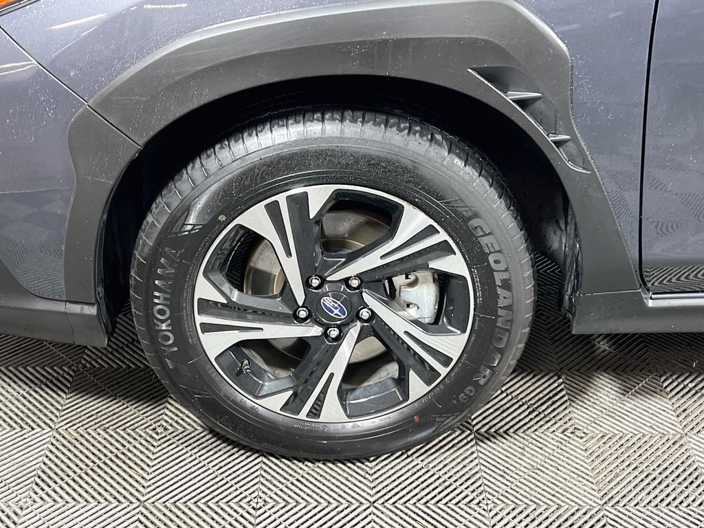 Used 2025 Subaru Crosstrek 2.5i Premium AWD/4WD image 27