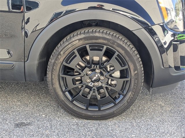 Used 2022 Kia Telluride SX w/ Nightfall Edition Package image 10