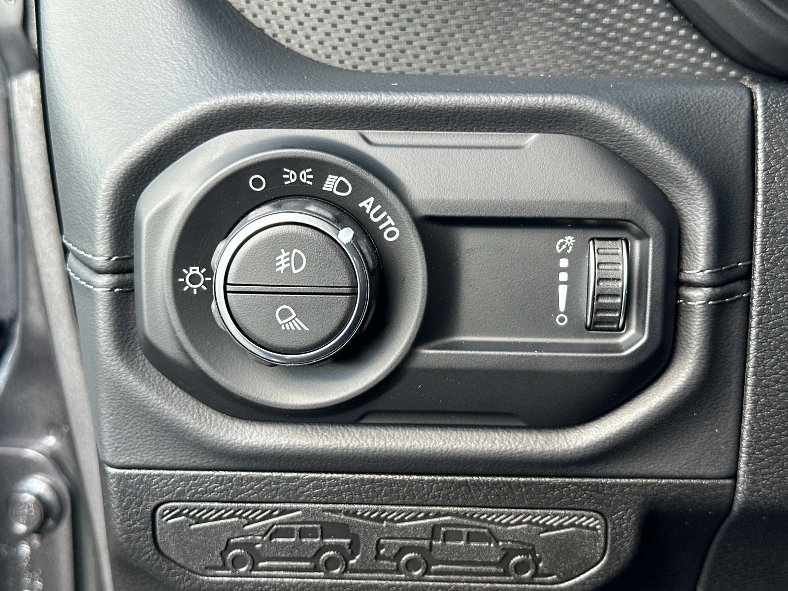 New 2026 Jeep Gladiator Rubicon w/ Safety Group image 31