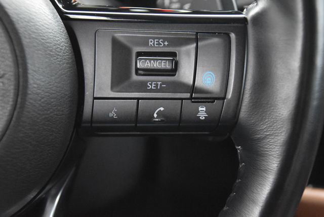 Used 2022 Nissan Pathfinder Platinum w/ Cargo Package AWD/4WD image 37