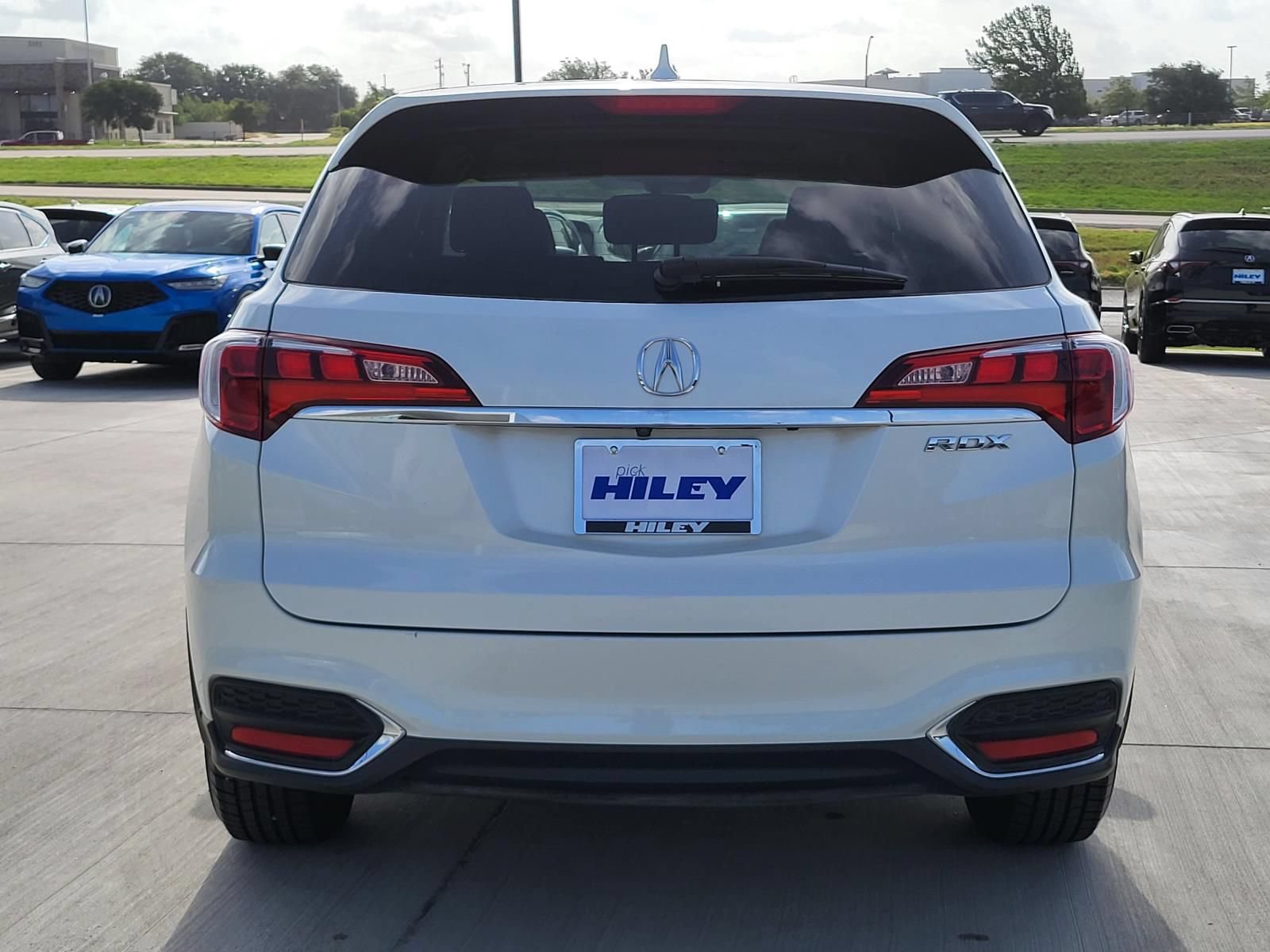 Used 2016 Acura RDX FWD w/ Technology Package image 4