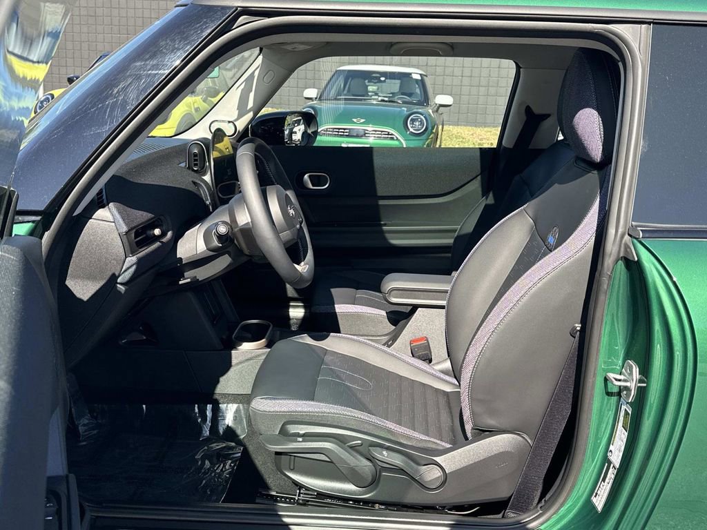 Certified 2025 MINI Cooper S image 24