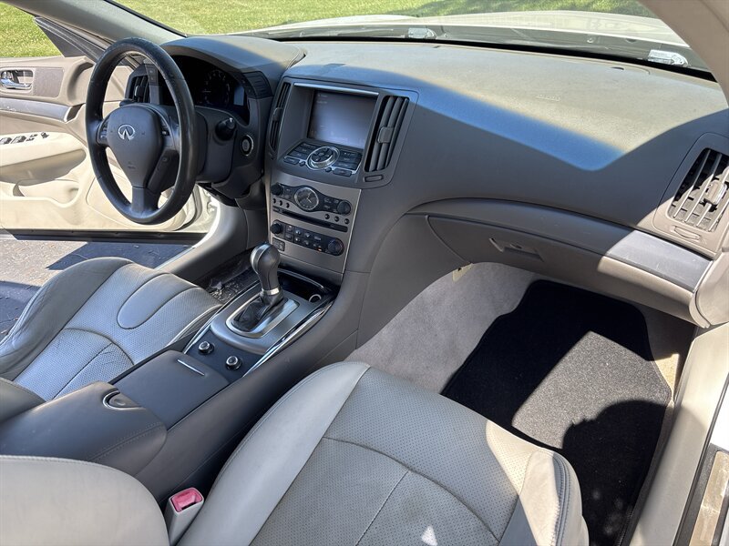 Used 2012 INFINITI G25 Journey RWD image 35