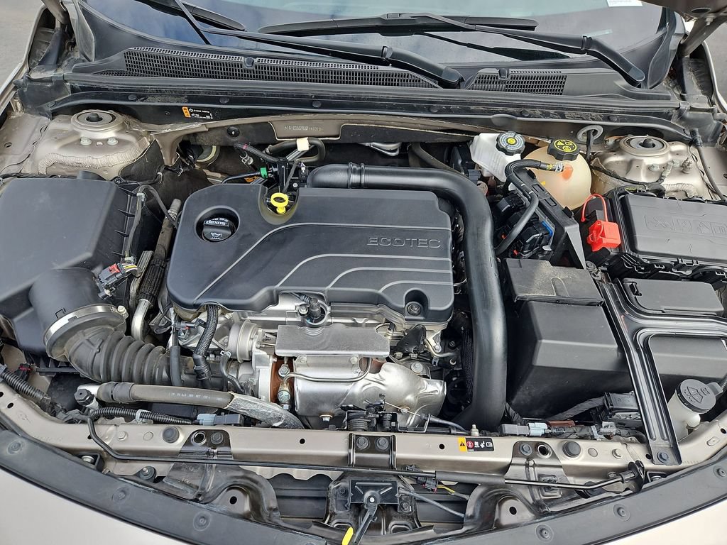 Used 2024 Chevrolet Malibu LT FWD image 31