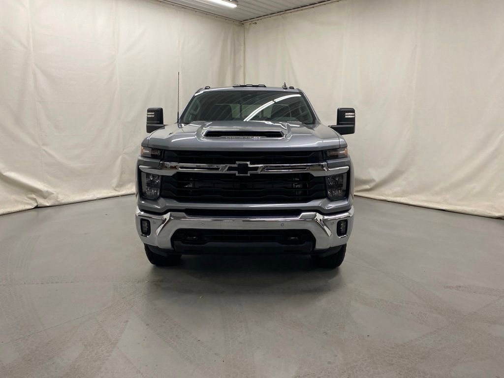New 2026 Chevrolet Silverado 2500 LT w/ All Star Edition AWD/4WD image 3