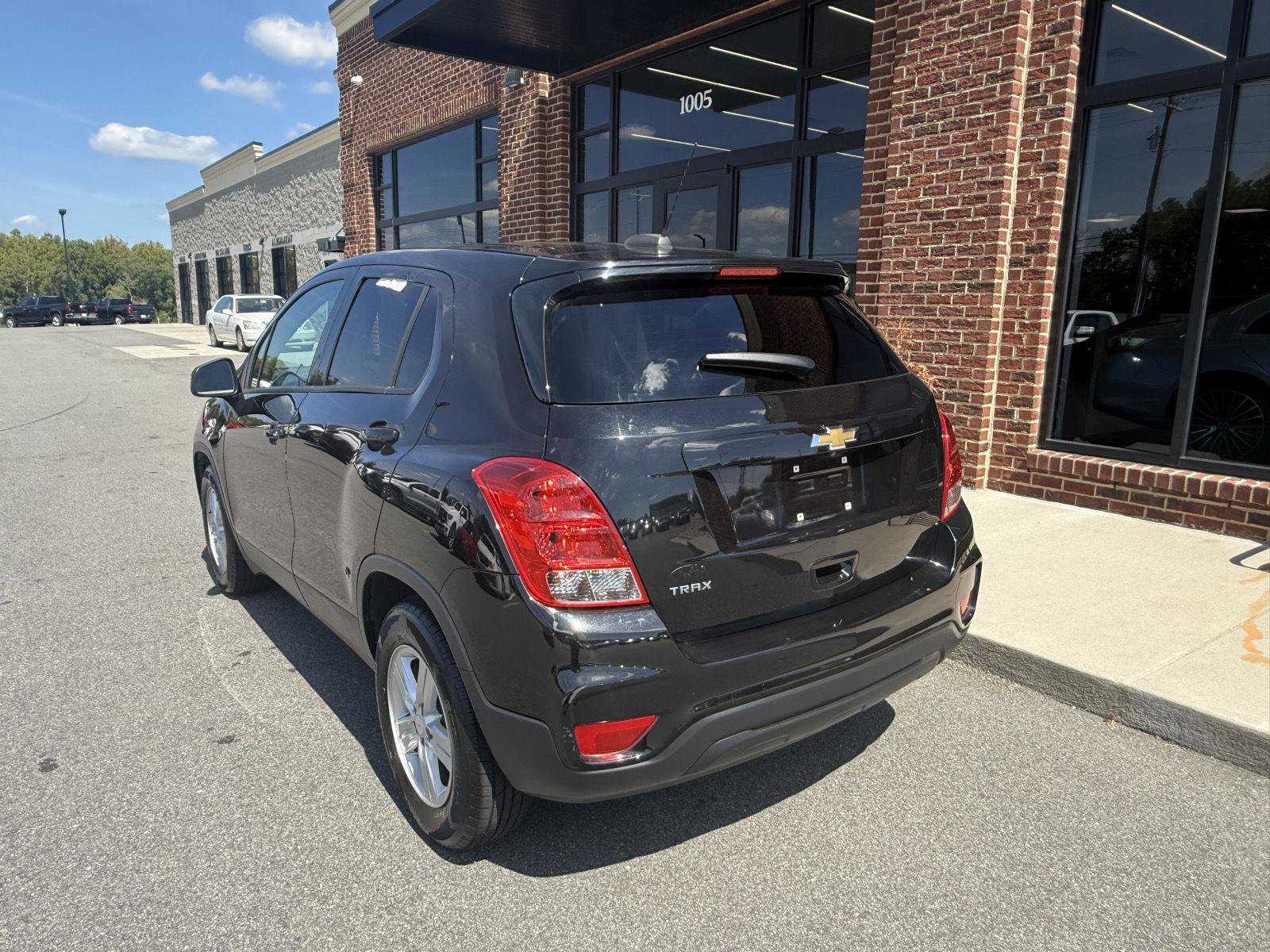 Used 2021 Chevrolet Trax LS w/ Tint and Cruise Package FWD image 30