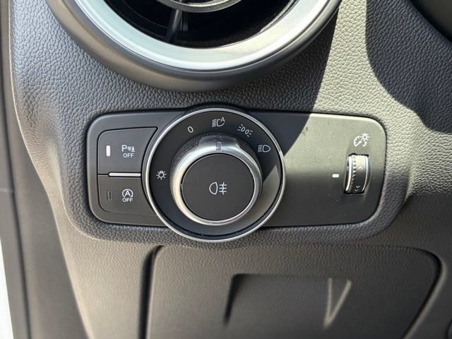 Used 2023 Alfa Romeo Stelvio Veloce AWD/4WD image 35