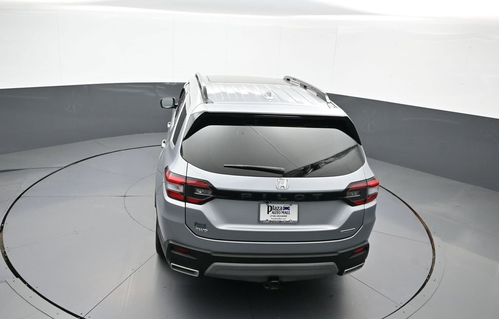 Used 2023 Honda Pilot Touring image 41