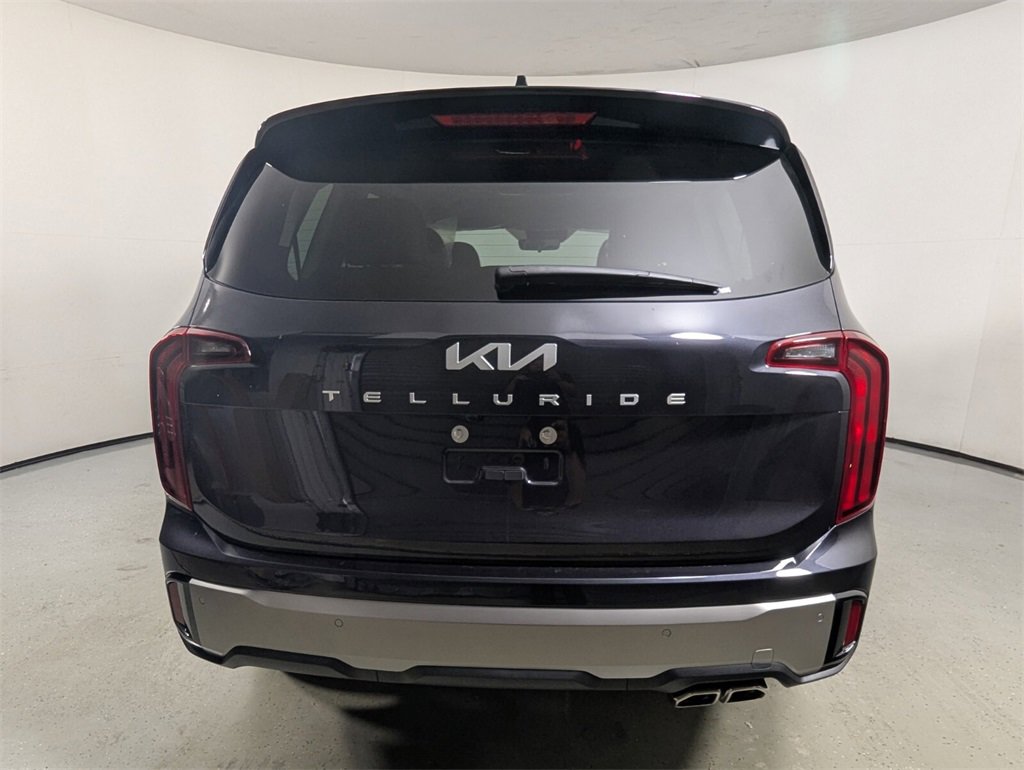 New 2025 Kia Telluride S image 6