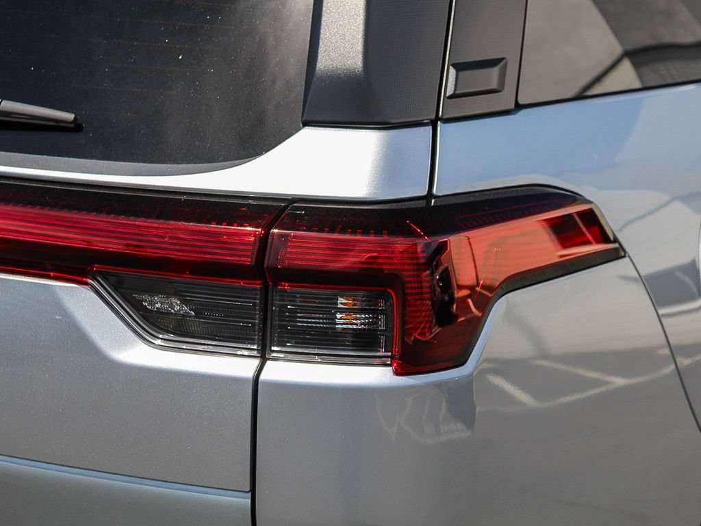 New 2026 Subaru Outback Limited AWD/4WD image 7