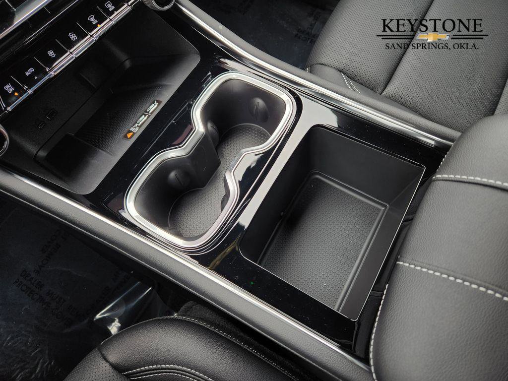 New 2026 Chevrolet Traverse LT w/ Driver Confidence Package image 20