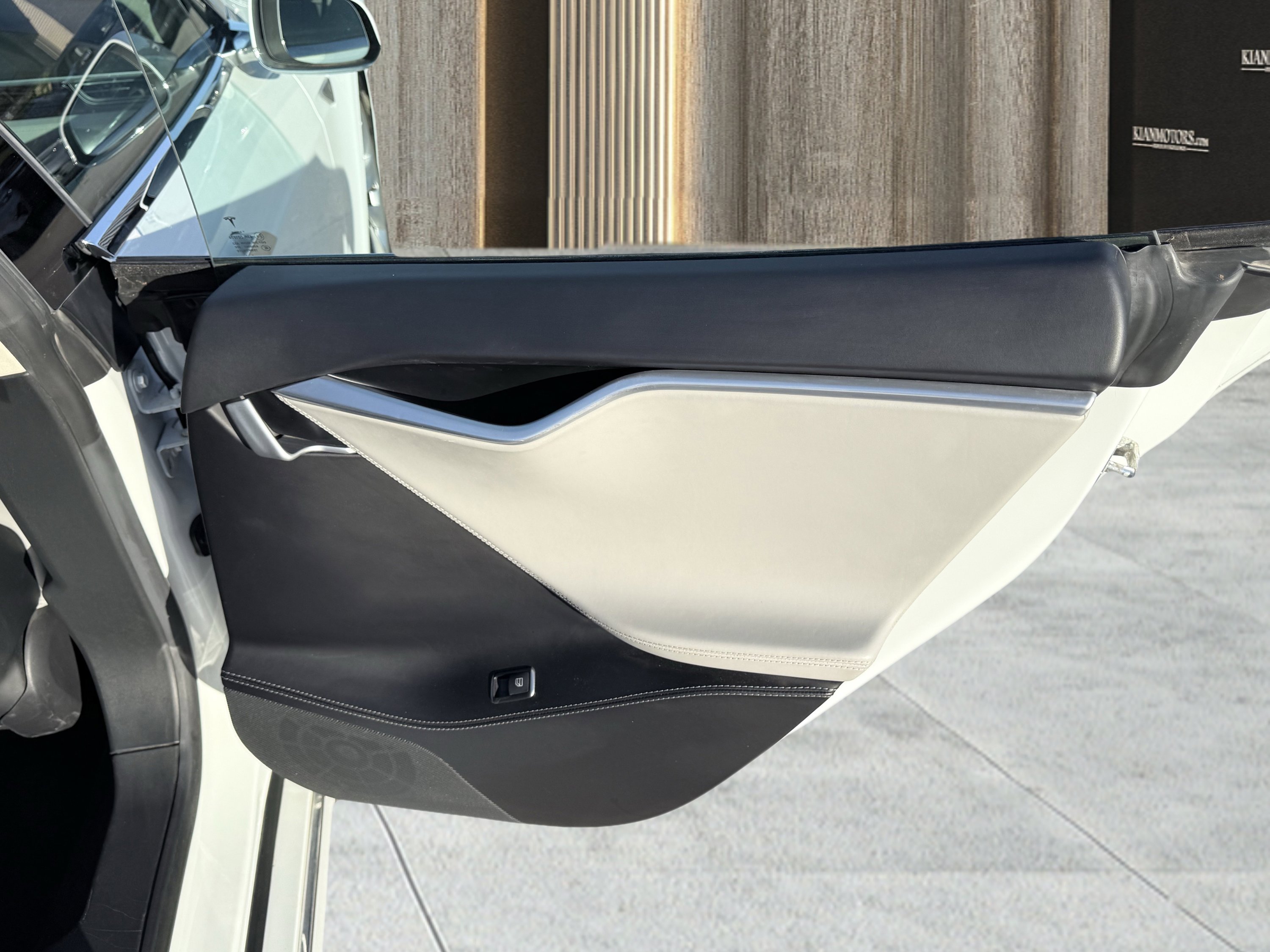 Used 2016 Tesla Model S 60 image 58