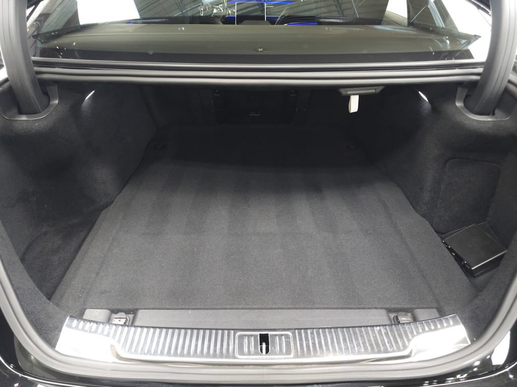 Used 2023 Mercedes-Benz S 580e 4MATIC Sedan image 34