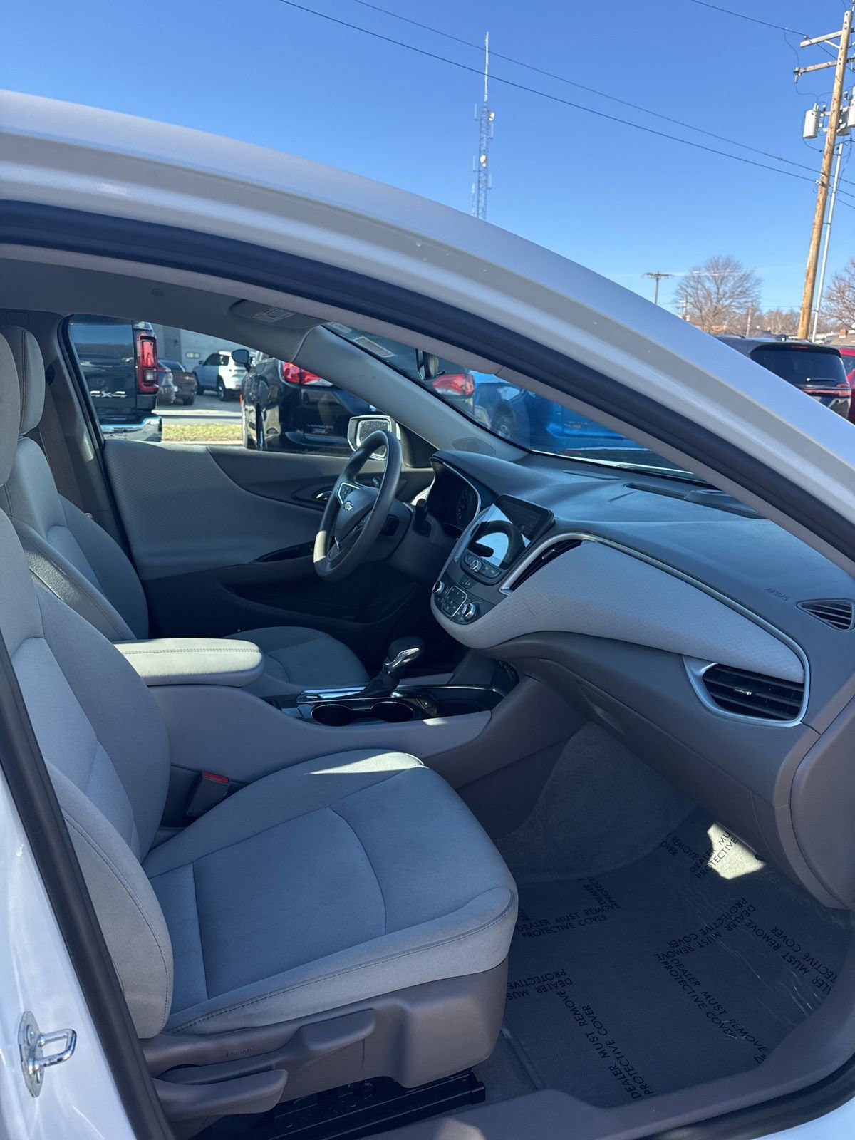 Used 2024 Chevrolet Malibu LT image 16