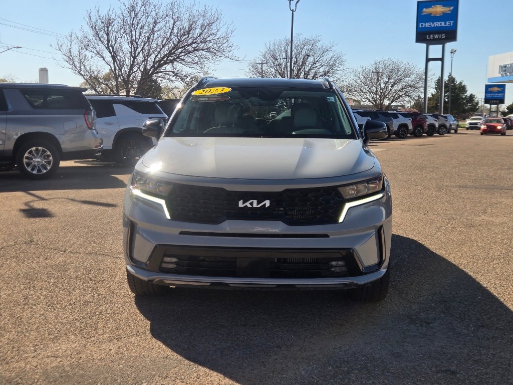 Used 2023 Kia Sorento SX image 3