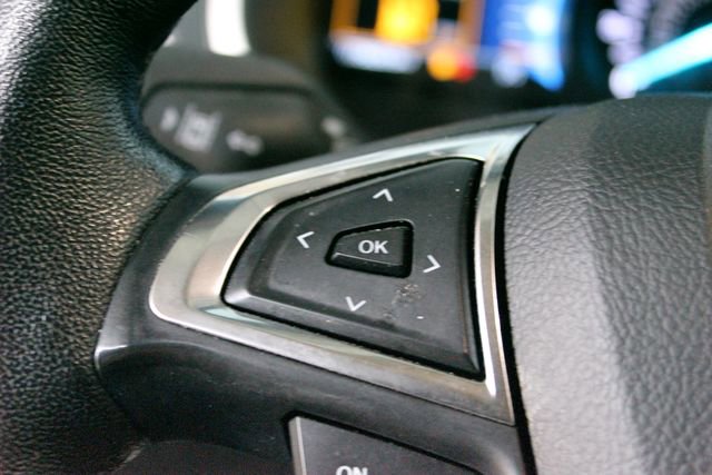 Used 2020 Ford Edge SEL w/ Convenience Package AWD/4WD image 14