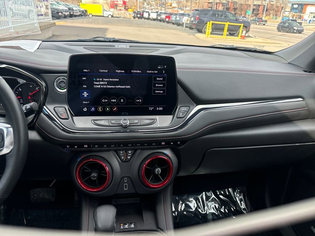 Used 2025 Chevrolet Blazer RS w/ Enhanced Convenience Package image 18