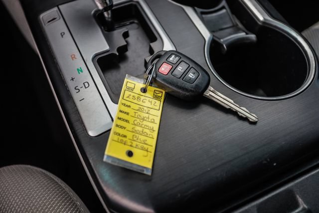 Used 2012 Toyota Camry LE FWD image 53