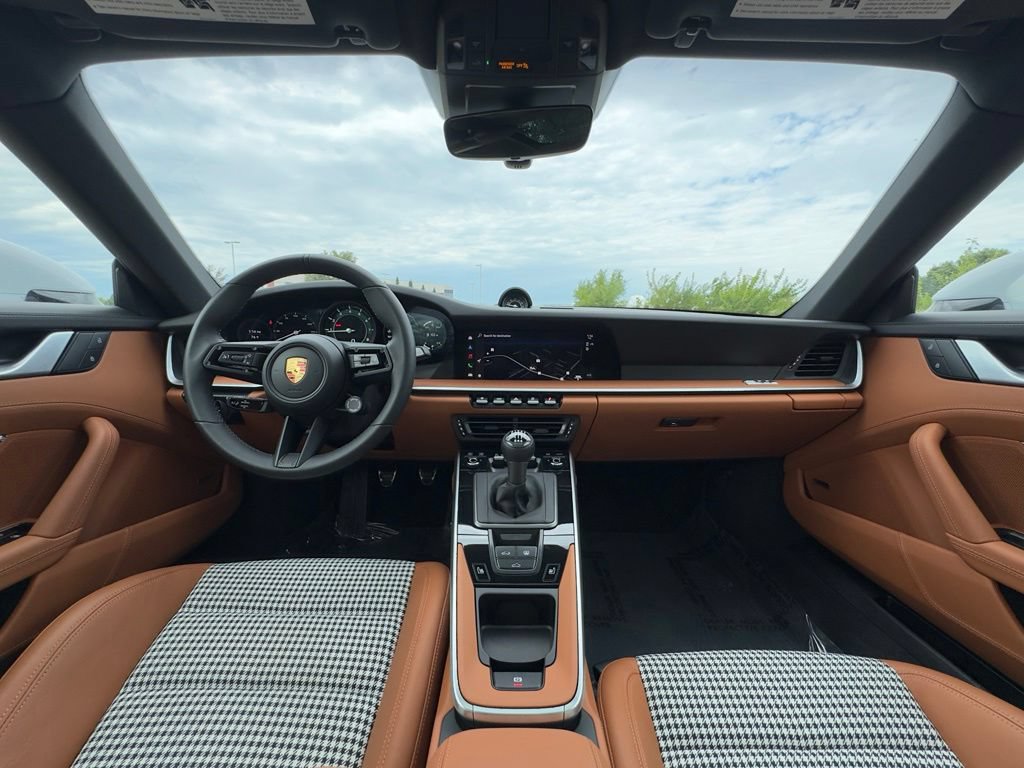 Used 2024 Porsche 911 Carrera S RWD image 15