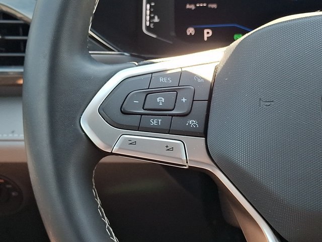 Certified 2022 Volkswagen Taos SEL AWD/4WD image 27
