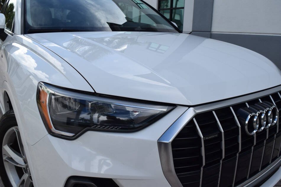 Used 2020 Audi Q3 2.0T Premium w/ Convenience Package AWD/4WD image 10