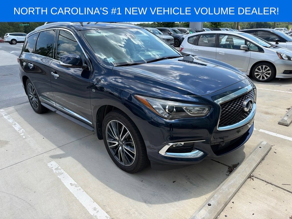 Used 2018 INFINITI QX60 FWD w/ Deluxe Technology Package image 1