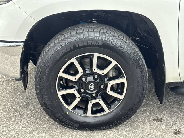 Used 2019 Toyota Tundra Limited w/ Limited Premium Package AWD/4WD image 27