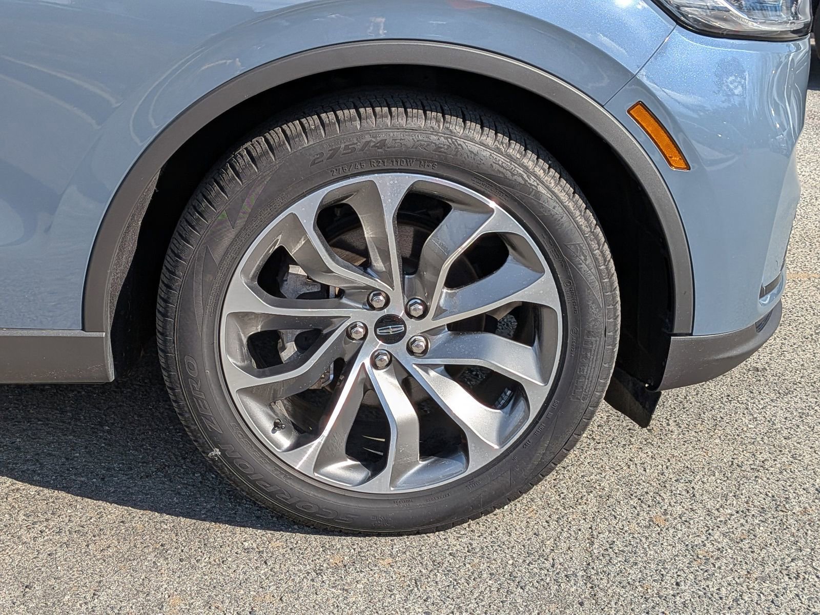 Certified 2025 Lincoln Aviator Reserve image 13